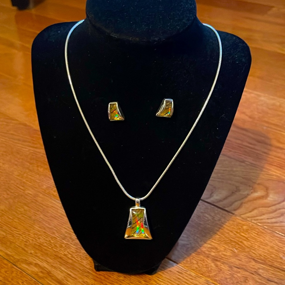 Silver plated necklace with amber pendant and matching pierced earrings